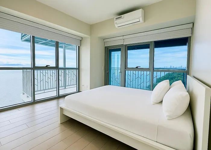 Apartment Bayshore 3br Seaview Beside Okada Bay Sunset Airport Moa