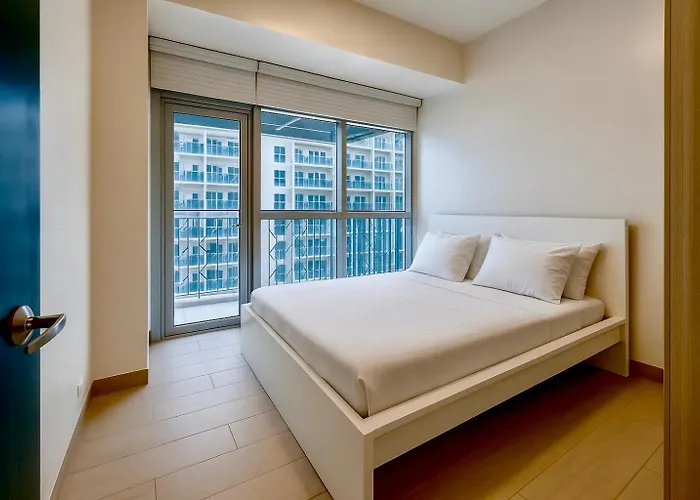 Apartment Bayshore 3br Seaview Beside Okada Bay Sunset Airport Moa