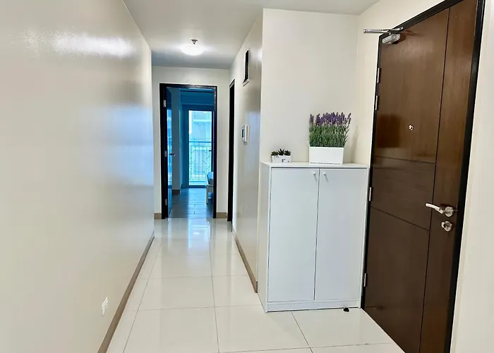 Bayshore 3br Seaview Beside Okada Bay Sunset Airport Moa Apartment Manila