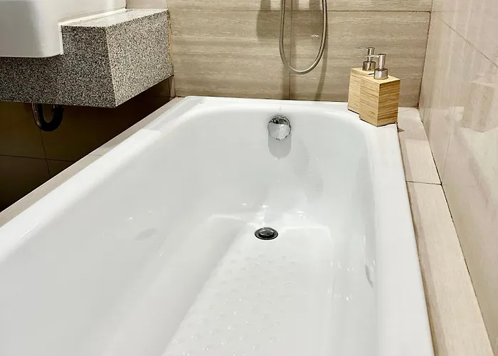 Bayshore 3br Seaview Beside Okada Bay Sunset Airport Moa Apartment *