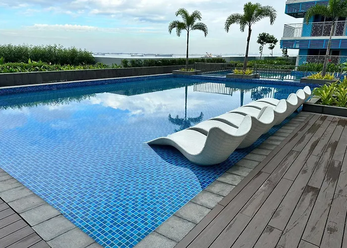 Bayshore 3br Seaview Beside Okada Bay Sunset Airport Moa